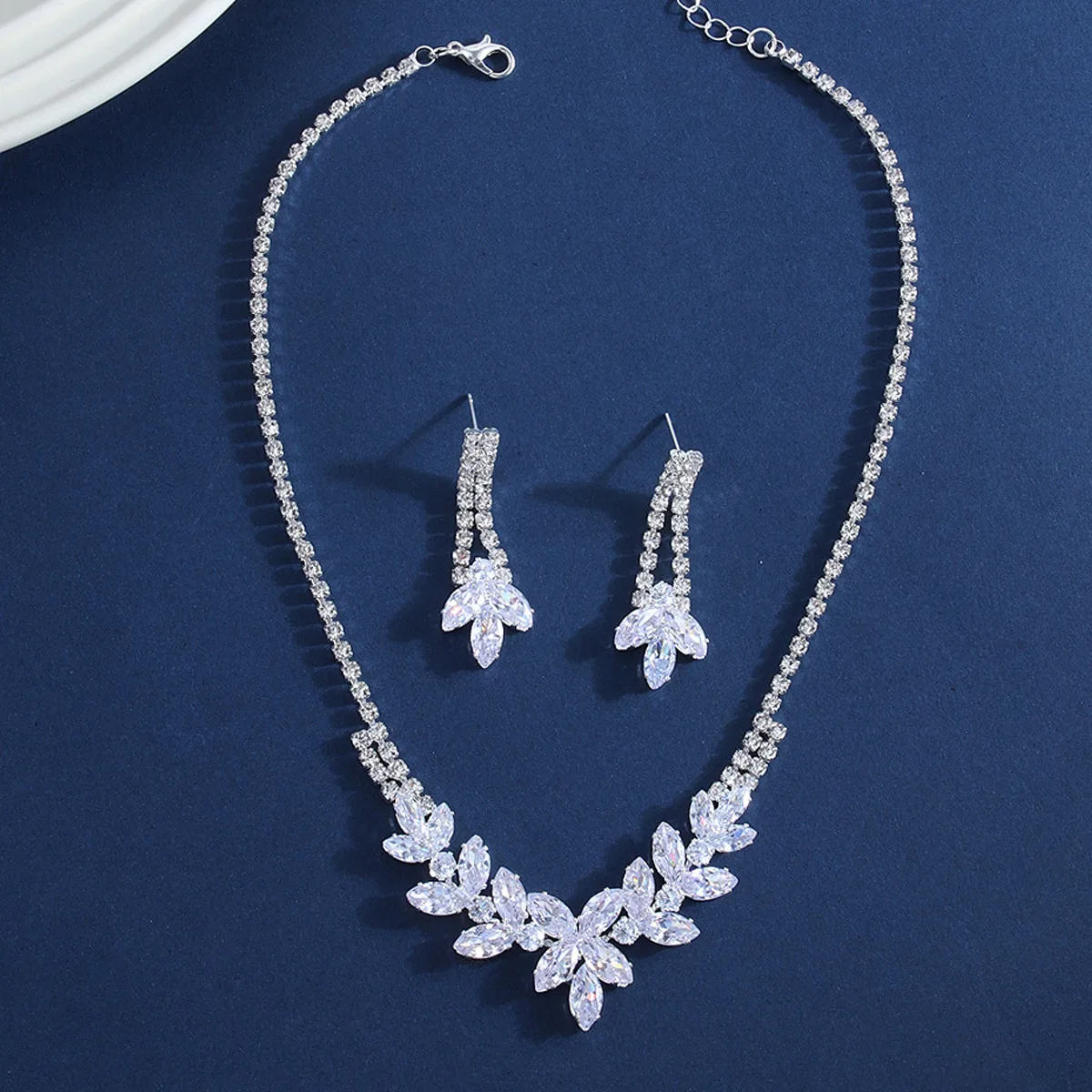 절묘한 라인스톤 초커 귀걸이 세트 V 모양 꽃무늬 클러 - Body Jewelry And Earrings 리뷰 및 가격